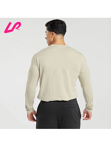 Elevate your workout wardrobe with our fast dry long sleeve shirt. Designed with both style and performance in mind, our t-shirts offer the perfect blend of comfort and functionality.